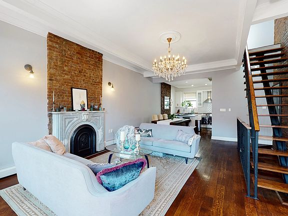 2nd image of 495 Franklin Ave