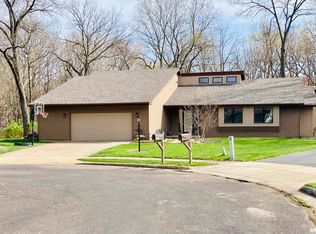 11901 N Windcrest Ct, Dunlap, IL 61525