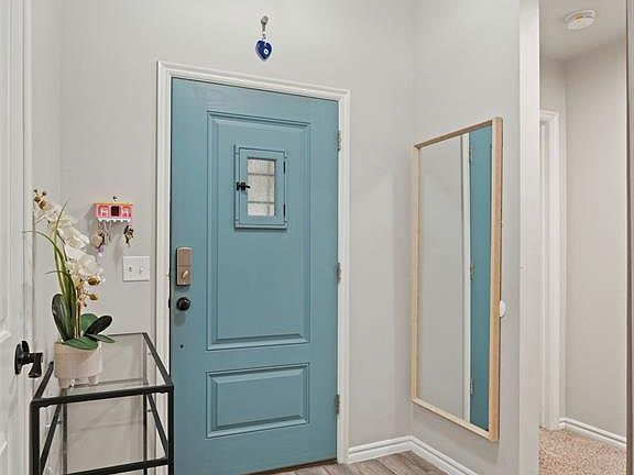 5th image of 3731 Linda Ave