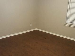 6718 Live Oak Dr, Rosharon, TX 77583