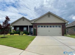 471 E Mossyleaf Dr, Huntsville, AL 35824