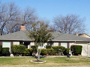 5901 Circle Dr N, North Richland Hills, TX 76180