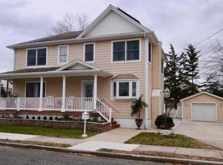 23 Berkley Ave, Absecon, NJ 08201