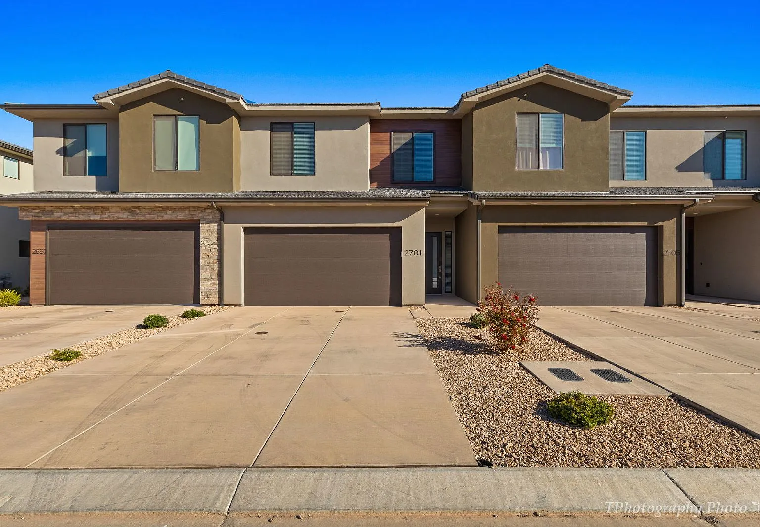 3 bed, 2.5 bath, 1788 sqft, $1,995 — Photo 2