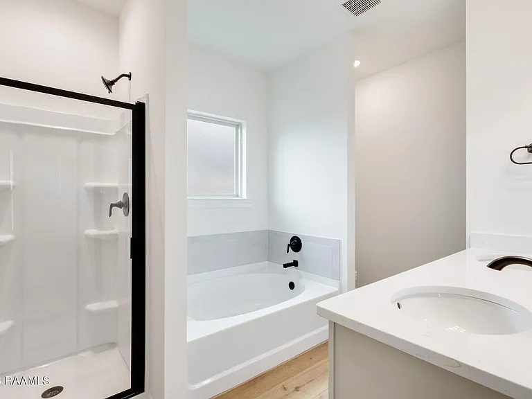 106 Dawson Ave — Photo 7