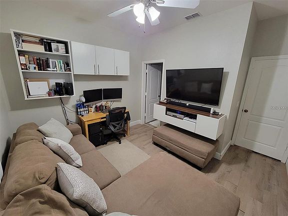 5th image of 3355 Wilshire Way Rd #13