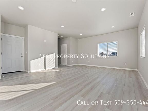 5th image of 7622 McDougall Ave NE #4