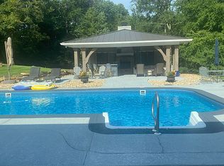 758 River Oaks Ct, Columbus, GA 31904