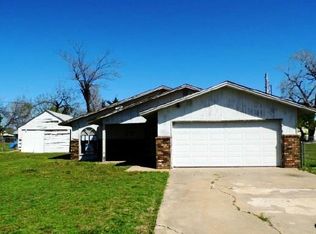 2806 E Randolph Ave, Enid, OK 73701