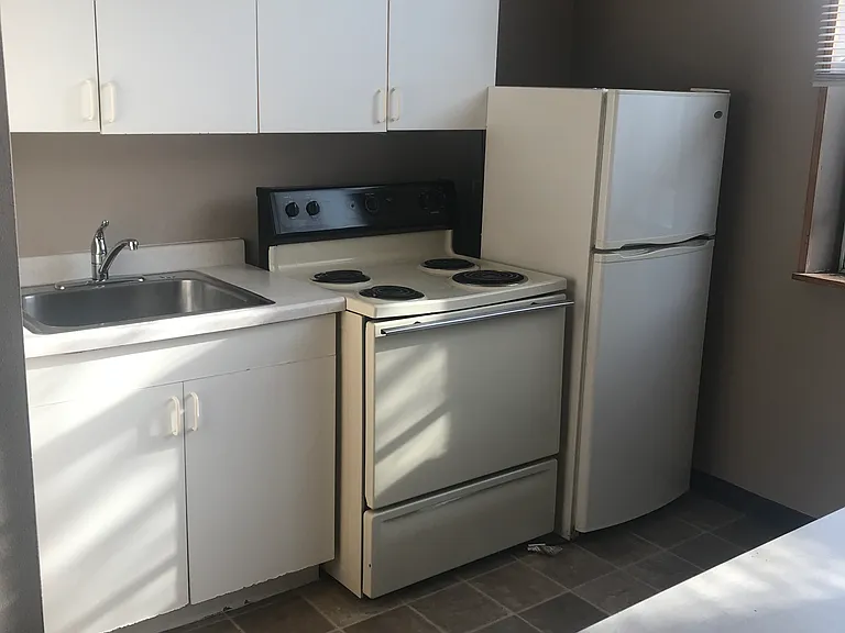 442 State St #2-B — Photo 4