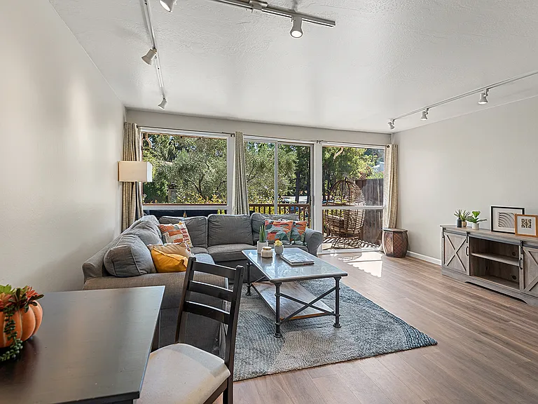 954 Lea Dr #1 — Photo 16