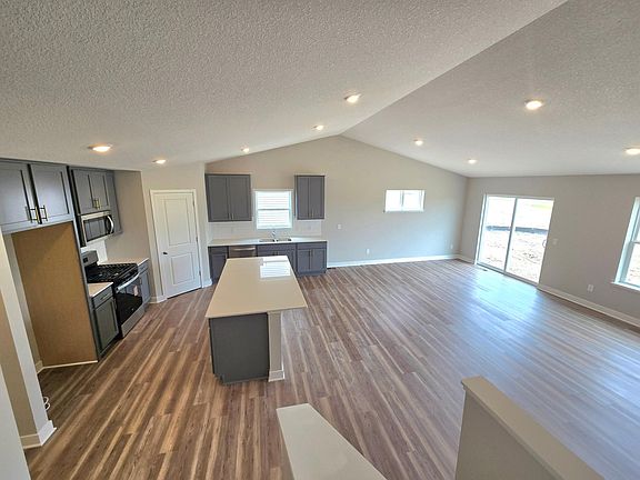 4th image of 7358 Imperial Way