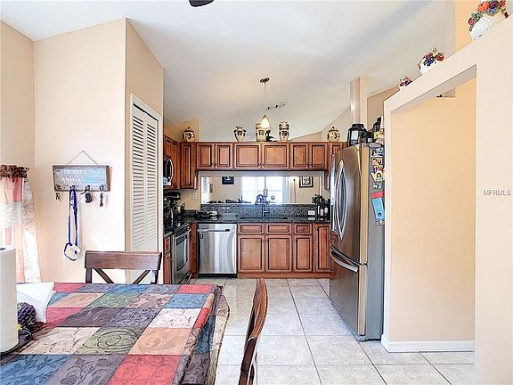 5th image of 712 Brightview Dr