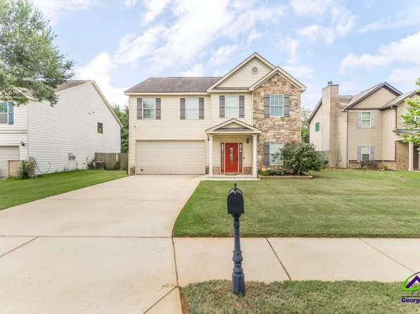 204 Amelia Dr, Byron, GA 31008