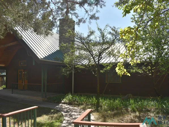 6 N Kingston St, Hillsboro, NM 88042