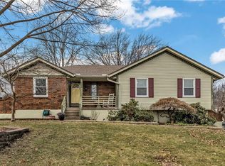 121 SW 26th Street Ct, Blue Springs, MO 64015