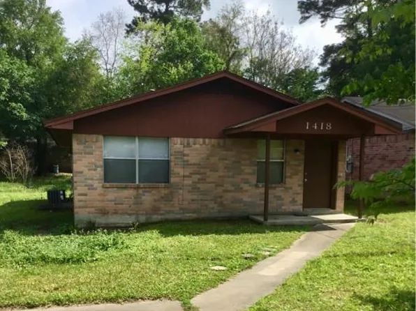 1418 Atkinson Dr, Lufkin, TX 75901