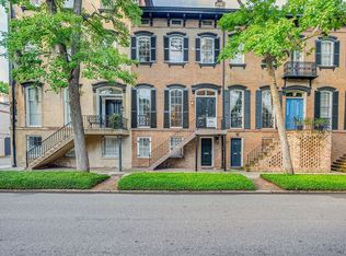 115 W Gaston St, Savannah, GA 31401