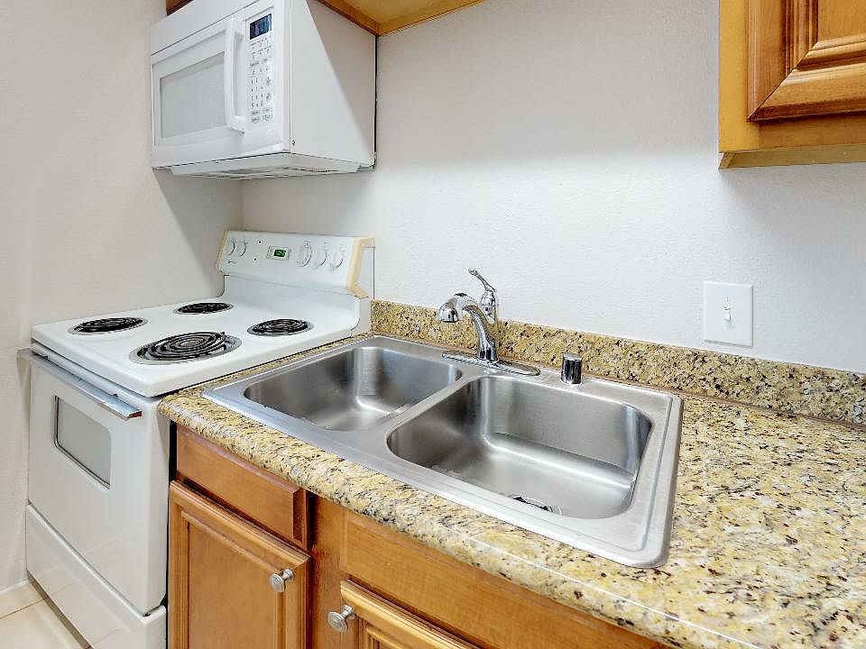 1st image of 4915 Reiger Ave #4RG-G