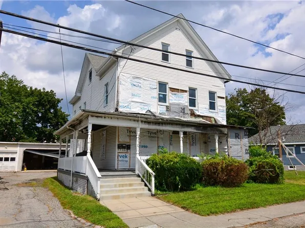 339 Pawtuxet Ave, Warwick, RI 02888