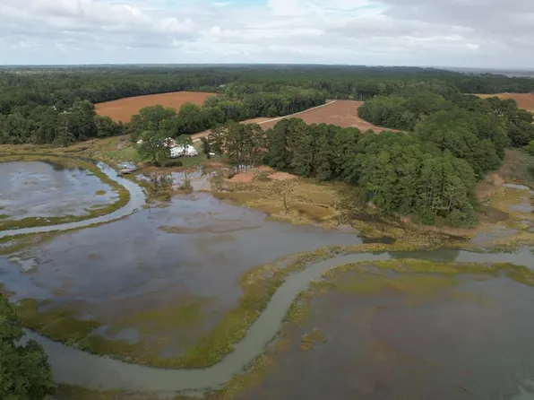 (undisclosed Address), Parksley, VA 23421