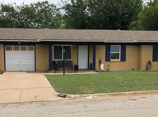 4505 Hunter St, Haltom City, TX 76117