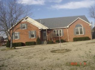 1733 Orchard Dr, Lebanon, TN 37087