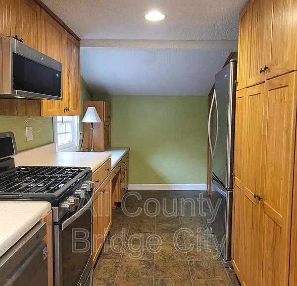311 Retreat St — Photo 10