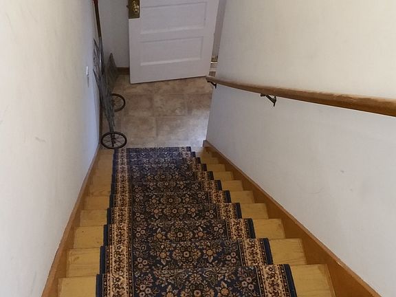 4th image of 73 Elmhurst Pl