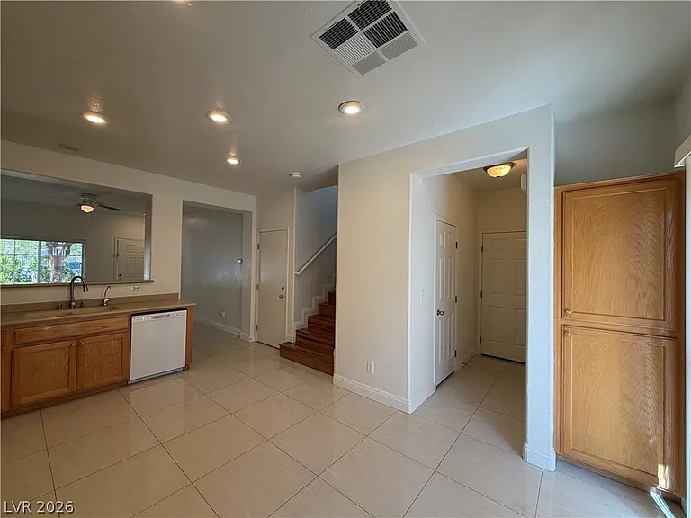 5977 Sombria Ridge Ave — Photo 10