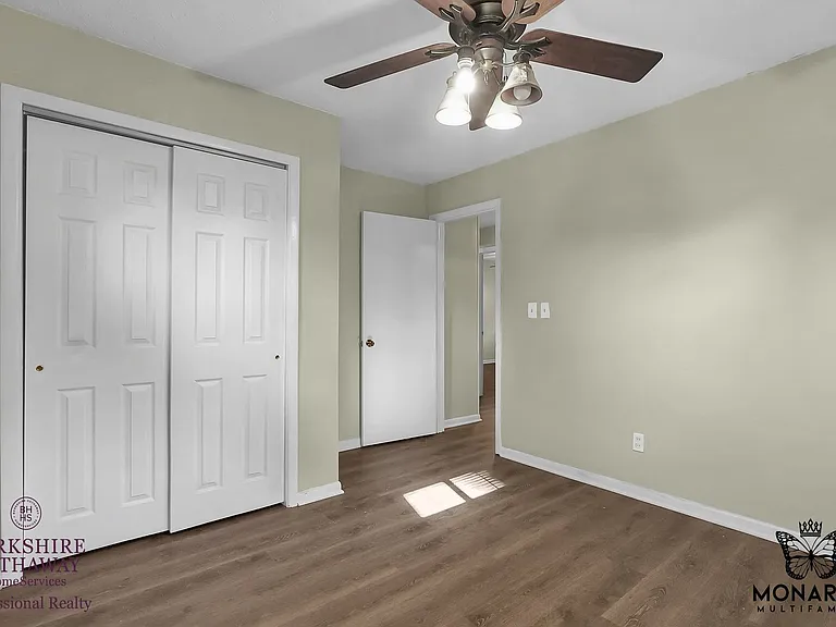 272 Collingwood Ave — Photo 17
