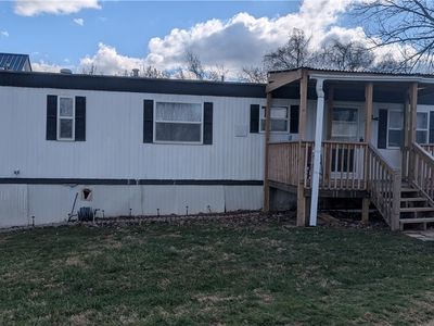 11 Stadium Rd, Millsboro, PA, 15322