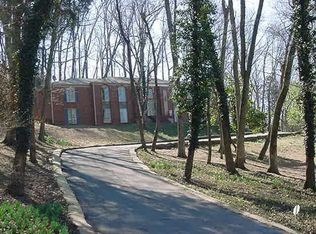 860 Hillhaven Ct, Nashville, TN 37220