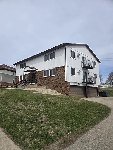305 Knightsbridge Rd Photo 1
