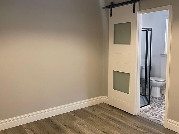 5th image of 442 S Auburn St APT B