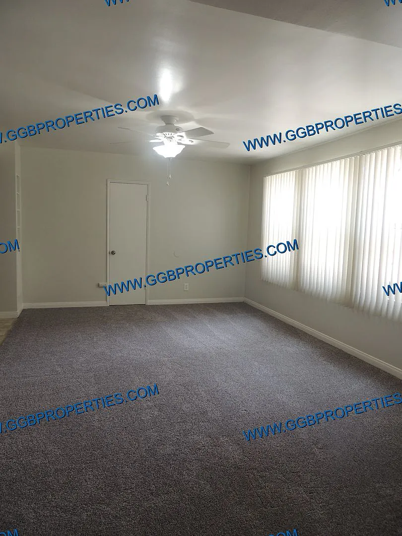 10 Bay Shore Ave — Photo 4