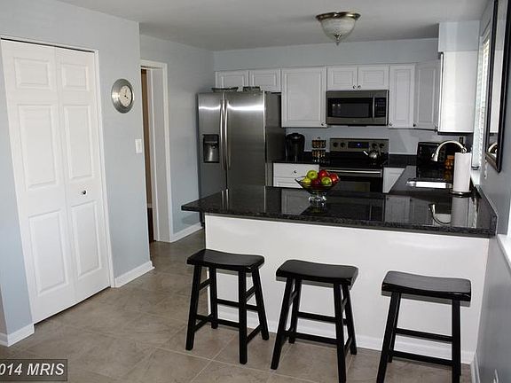 5th image of 50 Merrion Ct