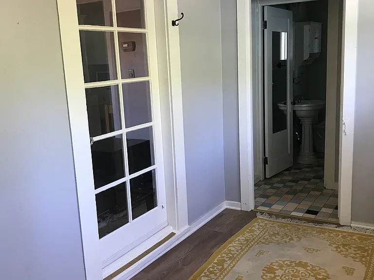 2716 Jefferson Ave — Photo 16