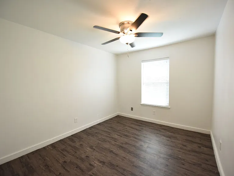 5404 Reiger Ave — Photo 12