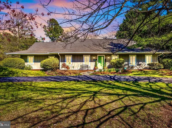 301 Penny Dr, Stevensville, MD 21666