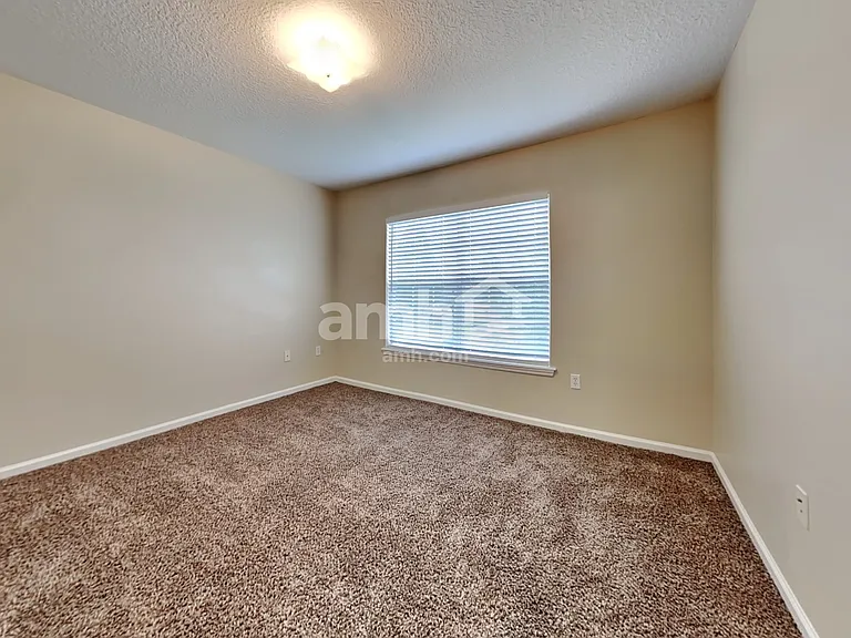 9243 Prosperity Lake Dr — Photo 21