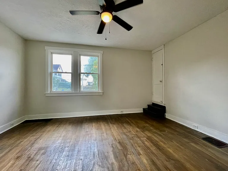 126 Stewart Ave #B — Photo 3