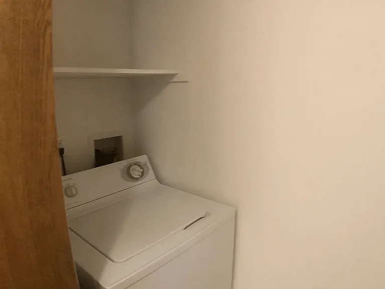 Prentiss Pointe Apartments — Photo 152
