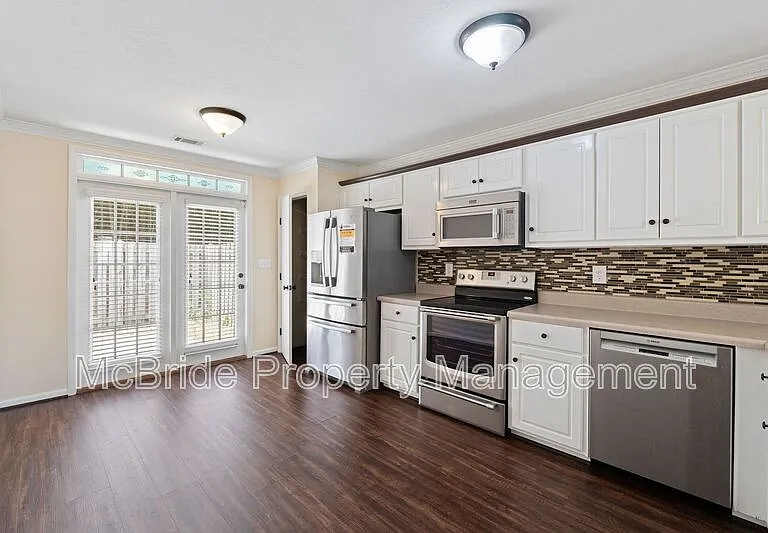 429 Snead Way — Photo 8