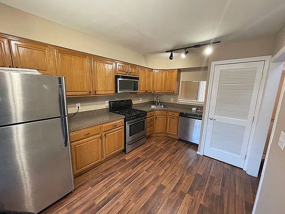 2nd image of 303 Santa Anita Ln