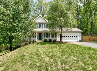 2555 Barrymore Dr, Westminster, MD 21158