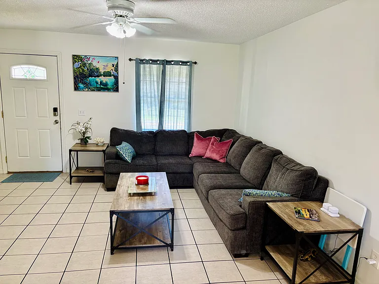 8601 W Longfellow St — Photo 3