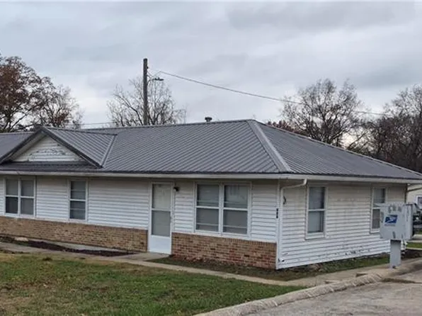406 W Main St, Richmond, MO 64085