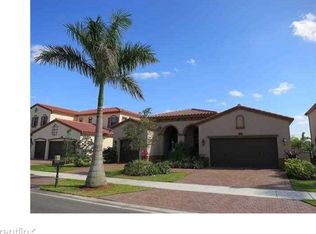 8756 NW 41st St, Cooper City, FL 33024