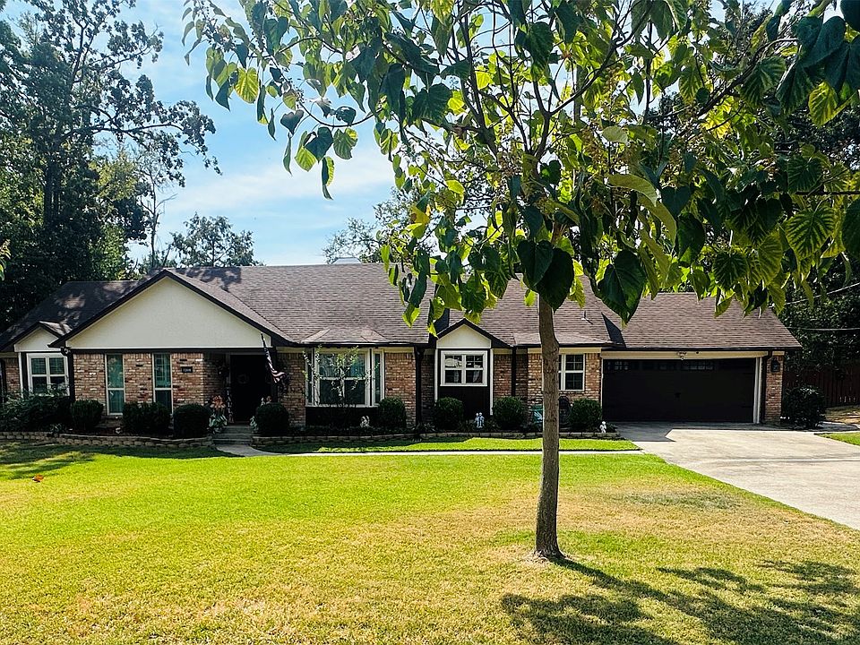 1st image of 1308 Azalea Dr
